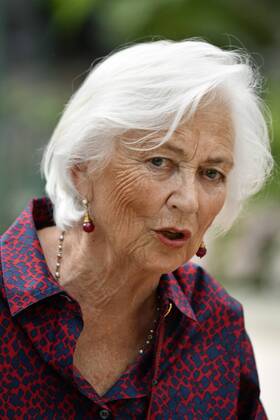 Queen Paola of Belgium pictured during a ceremony for the Queen Paola Award 2015-2016 (Koningin Paolaprijs - Prix Reine Paola) for education, at the royal castle in Laken Laeken, Brussels, Wednesday 31 May 2017. This year s themes are sciences, mathematics and technology.  ERICxLALMAND 05106957