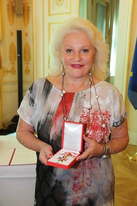 Verleihung Goldene Ehrenzeichen Wien, BKA, 08. 06. 2017 Marika LICHTER