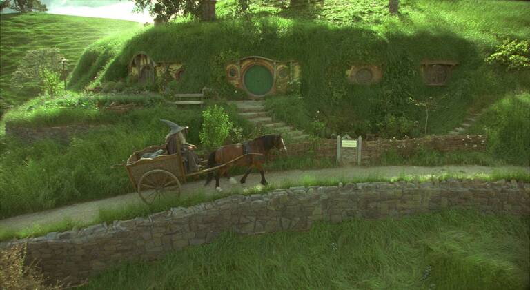 Newline Pictures Presents Lord of the Rings: The Fellowship of the Ring Ian McKellen © 2001 New Line 30277_008