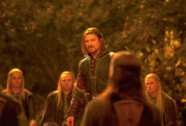 Newline Pictures Presents Lord of the Rings: The Fellowship of the Ring Sean Bean © 2001 New Line 30277_013