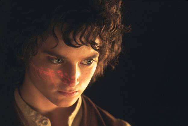 Newline Pictures Presents Lord of the Rings: The Fellowship of the Ring Elijah Wood © 2001 New Line 30277_017