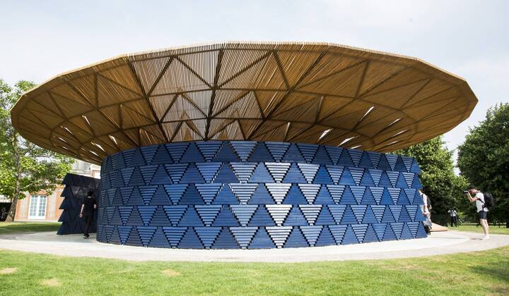 Francis Kere, Serpentine Pavilion 2017, London, UK London, UK. 20 June 2017. Diebedo Francis Kere, the award-winning architect from Gando, Burkina Faso, has designed the Serpentine Pavilion 2017, next to the Serpentine Gallery in Kensington Gardens. Kere leads the Berlin-based practice Kere Architecture. He is the 17th architect to accept the Serpentine Gallery s invitation to design a temporary Pavilion in its grounds. The Pavilion is open to the public from 23 June to 8 October 2017.