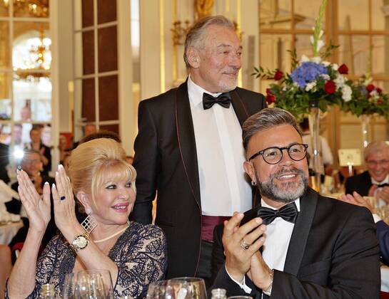 Ivana Trump, left, a former wife of the incumbent U.S. president, internationally popular Czech pop star Karel Gott, center, physiotherapist Pavel Kolar and sports manager Miroslav Cernosek are presented with the Ambassador of the Czech Republic title, a new award launched by the Spolecnost CZECH TOP group at Prague Castle, on Wednesday, June 21, 2017. The award goes to personalities whose professional successes have contributed to the Czech Republic s international fame. At right is designer Osmany Laffita. (CTKxPhoto RenexFluger) CTKPhotoF201706220910401 