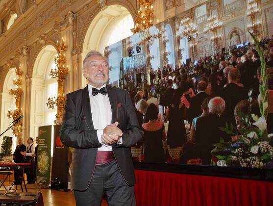 Internationally popular Czech pop star Karel Gott (photo), Ivana Trump, a former wife of the incumbent U.S. president, physiotherapist Pavel Kolar and sports manager Miroslav Cernosek are presented with the Ambassador of the Czech Republic title, a new award launched by the Spolecnost CZECH TOP group at Prague Castle, on Wednesday, June 21, 2017. The award goes to personalities whose professional successes have contributed to the Czech Republic s international fame. (CTKxPhoto RenexFluger) CTKPhotoF201706220910101 