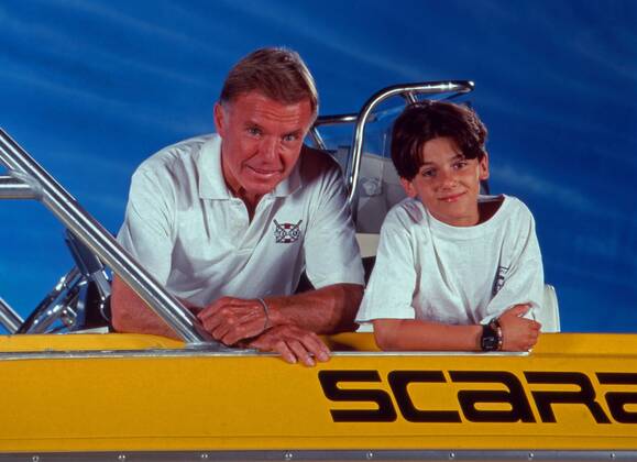 Baywatch: Nightmare Bay, aka: Baywatch - Die Rettungsschwimmer von Malibu, Fernsehfilm, USA 1991, Regie: Gregory J. Bonann, Darsteller: Monte Markham (links), Jeremy Jackson Copyright: IFTN UnitedArchives12295