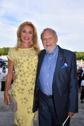 Joseph Vilsmaier mit Freundin Birgit Muth Sommerempfang des Landtags in Schloß Schleißheim Neues Schloß Schleißheim München 18. Juli 2017