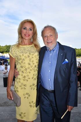 Joseph Vilsmaier mit Freundin Birgit Muth Sommerempfang des Landtags in Schloß Schleißheim Neues Schloß Schleißheim München 18. Juli 2017