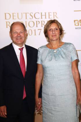 Hamburgs Bürgermeister Olaf Scholz mit seiner Ehefrau Britta Ernst bei der Verleihung Deutscher Radiopreis 2017 am 7.09.2017 in Hamburg Deutscher Radiopreis 2017 in Hamburg