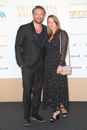 Hamburg Sasha mit Ehefrau Julia bei der Verleihung Deutscher Radiopreis in der Elbphilharmonie Hamburg am 7.9.2017