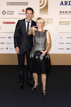 Steffen Hallaschka mit Frau Frau Anne-Katrin bei der Verleihung des Deutschen Radiopreises 2017 in der Elbphilharmonie. Hamburg, 07.09.2017