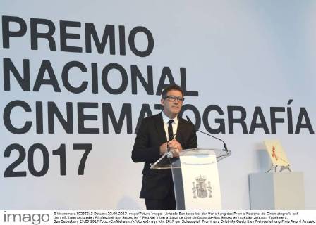 Antonio Banderas bei der Verleihung des Premio Nacional de Cinematografia auf dem 65. Internationalen Filmfestival San Sebastian Festival Internacional de Cine de Donostia-San Sebastian im Kulturzentrum Tabakalera. San Sebastian, 23.09.2017 Foto:xC.xNiehausx xFuturexImage
