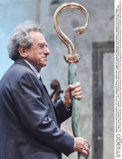 Bilder des Tages US physicist Nathaniel David Mermin receives The Vision 97 Award in Prague, Czech Republic, on October 5, 2017. (CTKxPhoto VitxSimanek) CTKPhotoP201710050698001  VIS 002
