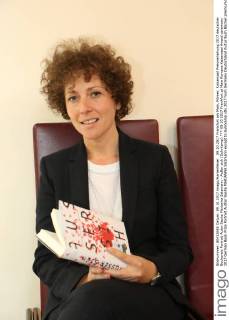 09.10.2017 Frankfurt am Main, Römer, Kaisersaal Preisverleihung 2017 deutscher Buchpreis Portrait Autor Sasha Marianna Salzmann - Außer sich (Suhrkamp)