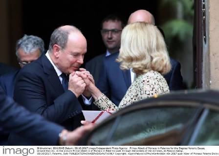 Prince Albert of Monaco in Palermo for the Degree Honoris Causa, around the city. In the picture Prince Albert II of Monaco in Palermo walk through the streets of the old town, at Palazzo Gangi. 09 10 2017, Palermo, Italy  Copyright: xIgorxPetyxx xIPAx xKontrolabx