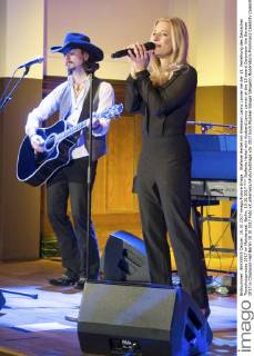 Stefanie Hertel mit Ehemann Lanny Lanner bei der 13. Verleihung des Deutschen Tierschutzpreises 2017 im Meistersaal. Berlin, 10.10.2017