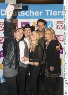 Julian David, Lanny Lanner, Stefanie Hertel, Jay Khan und Dorthe Kollo bei der 13. Verleihung des Deutschen Tierschutzpreises 2017 im Meistersaal. Berlin, 10.10.2017
