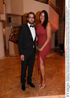 Verleihung des Hessischen Filmpreises in Frankfurt am Main Cassandra Steen mit Begleitung Verleihung des Hessischen Filmpreis Preis, Auszeichnung, Ehrung Alten Oper Frankfrut am Main 13. Oktober 2017