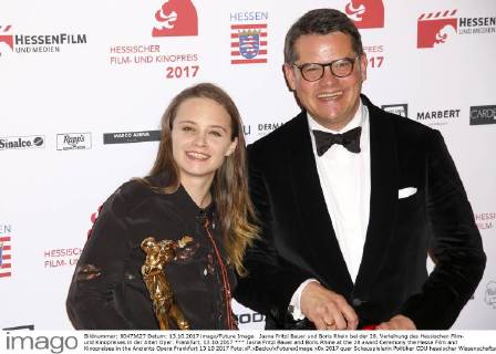 Jasna Fritzi Bauer und Boris Rhein bei der 28. Verleihung des Hessischen Film- und Kinopreises in der Alten Oper. Frankfurt, 13.10.2017