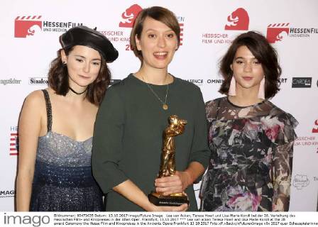 Lea van Acken, Teresa Hoerl und Lisa-Marie Koroll bei der 28. Verleihung des Hessischen Film- und Kinopreises in der Alten Oper. Frankfurt, 13.10.2017