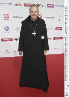Notker Wolf bei der 11. Verleihung der Goldenen Bild der Frau 2017 im Cruise Center Steinwerder. Hamburg, 21.10.2017