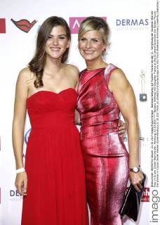 Barbara Hahlweg mit Tochter Franka bei der 11. Verleihung der Goldenen Bild der Frau im Cruise Center Steinwerder. Hamburg, 21.10.2017
