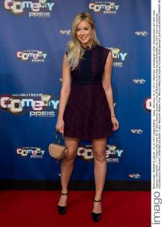 Koeln, Germany 24.10.2017, Deutscher Comedypreis 2016, Nina Ensmann auf dem roten Teppich ( DeFodi001