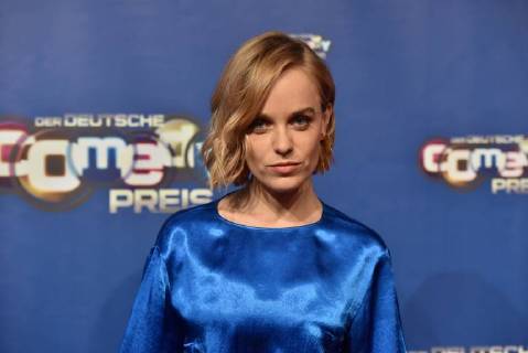Comedian Friederike Kempter kommt am 24.10.2017 in Köln zur Verleihung des Deutschen Comedypreis 2017.