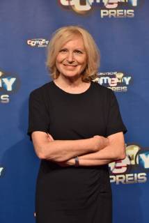 Comedian Maren Kroymann kommt am 24.10.2017 in Köln zur Verleihung des Deutschen Comedypreis 2017.