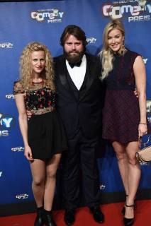 Comedian Nadia Migdal, Antoine Monot, Jr. und Nina Ensmann , l-r, kommt am 24.10.2017 in Köln zur Verleihung des Deutschen Comedypreis 2017.