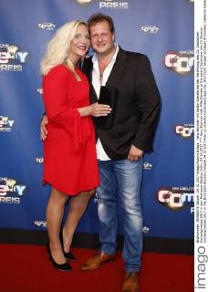 Jens Büchner mit Gattin Daniela bei der Verleihung des 21. Deutschen Comedypreises 2017 in den Brainpool Studios. Köln, 24.10.2017