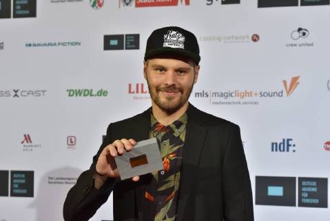Tobias Nied erhielt Preis für Stunt in Alarm für Cobra 11 – Folge: Phantomcode am 28.10.2017 in Köln bei der Verleihung von Auszeichnungen an Fernsehschaffende aller creativen Gewerke durch die Deutsche Akademie für Fernsehen - DAFF - . Zum 5. mal werden hier herausragende Leistungen bei der Herstellung deutscher Fernsehprogramme gewürdigt.