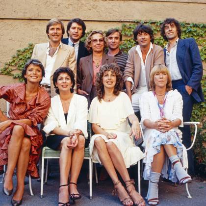 Flöhe hüten ist leichter, Heitere Geschichten um Eltern und ihre Kinder, Deutschland 1982, Regie: Frank Strecker, Eltern-Darsteller: Uschi Glas, Hannelore Elsner, Michaela May, Sigmar Solbach, Christian Quadflieg, Elmar Wepper, Herbert Herrmann, Jörg Pleva und unten rechts Autorin Barbara Noack UnitedArchives00024873