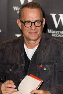 November 2, 2017 - London, London, UK - London, UK. Academy Award winning American actor TOM HANKSÂ signs copies of his first book, Uncommon Type: Some Stories, a collection of 17 short stories focusing around the theme of typewriters at Waterstone s Piccadilly. London UK - ZUMAl94_ 20171102_zaf_l94_036 Copyright: xRayxTangx