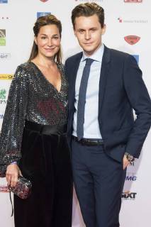 Alexandra Kamp mit Bruder Nicolas Kamp bei der VDZ Publishers Night 2017 in der Telekom Repräsentanz. Berlin, 06.11.2017