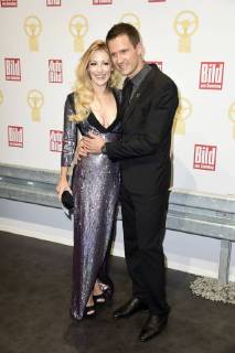 Andrea Kaiser mit Gatte Sebastien Ogier bei der Verleihung des Goldenen Lenkrads 2017 im Axel-Springer-Haus. Berlin, 07.11.2017