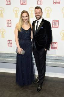 Sophia Flörsch und Arndt Hüsges bei der Verleihung des Goldenen Lenkrads 2017 im Axel-Springer-Haus. Berlin, 07.11.2017
