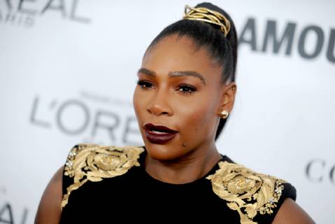 Serena Williams arrives on the red carpet at Glamour s 2017 Women of The Year Awards at Kings Theatre on November 13, 2017 in New York City.  NYP20171113112 DENNISxVANxTINE