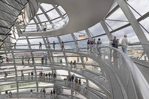 In der Reichstagskuppel, Berlin, Deutschland, Europa Copyright: imageBROKER/Gerkenx&xErnst iblnao04584552