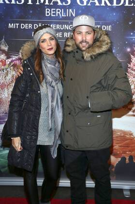 Felix von Jascheroff mit Ehefrau Bianca Bos bei der Eröffnung des Christmas Garden 2017 im Botanischen Garten. Berlin, 17.11.2017