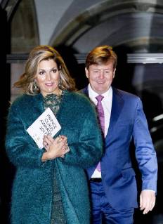 06-12-2017 Amsterdam Queen Maxima and King Willem-Alexander during the Prince Claus award 2017 in Amsterdam. Brazilian filmmaker and rights activist Vincent Carelli and the Chinese designer new media and environmental activist Ma Jun received the award.  Copyright: xPPE poolx