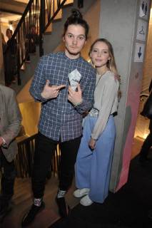 Lina Larissa Strahl mit Freund Tilman Pörzgen Ankunft zur Medienboard-Vorweihnachtsparty im Saeaelchen in Berlin am 07.12.2017