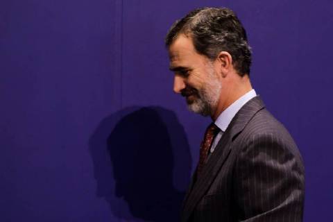 Spain s King Felipe VI delivers a speech during V International Forum Maspalomas held in Maspalomas, Canary Islands, 14 December 2017. Spain s King Felipe VI attends a V International Forum Maspalomas !ACHTUNG: NUR REDAKTIONELLE NUTZUNG! Copyright: xAngelxMedinaxG.x GRAF1216 20171214-636488660893790682