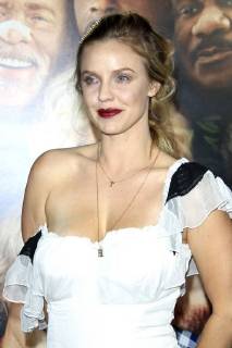 Kelli Garner bei der Premiere des Kinofilms Father Figures Wer ist Daddy? in TCL Chinese Theatre, Hollywood. Los Angeles, 13.12.2017