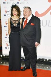 Eva Maria Javier Delmo Walter und Roland Hetzer beim 27. B.Z. Kulturpreis 2018 in der Volksbühne. Berlin, 09.01.2018