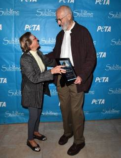 FORT LAUDERDALE, FL - JANUARY 11: Television icon James Cromwell receives PETA s annual Hero to Animals Award at a special dinner honoring him at South Florida s Sublime Restaurant & Bar on January 11, 2018 in Fort Lauderdale, Florida Copyright: xHoo-Me.com xMediaPunchx