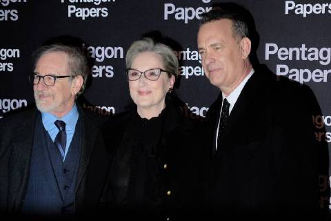 Premiere du film Pentagon papers a Paris. Premiere du film Pantagon Papers. Steven Spielberg. Tom Hanks. Meryl Streep. Premiere of the movie Pentagon papers in Paris. 223434 2018-01-13 Paris France Hanks, Tom; Streep, Meryl; Spielberg, Steven Copyright: xSergexArnalx xStarfacex STAR_223434_035
