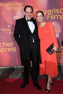 Claudia Michelsen mit Begeitung Verleihung des BayerischenFilmpreis Preis, Auszeichnung, Ehrung Prinzregententheater München 19. Januar 2018