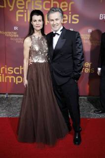 Nicola Tiggeler mit Gatte Timothy Peach bei der Verleihung des 39. Bayerischen Filmpreises 2017 im Prinzregententheater. München, 19.01.2018