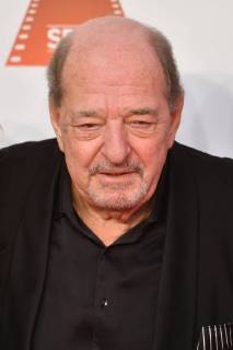 Ralph SIEGEL (Komponist) , Einzelbild,angeschnittenes Einzelmotiv,Portraet,Portrait,Porträt. 45.Deutscher Filmball-Roter Teppich,Red Carpet,am 20.01.2018. H o t e l B a y e r i s c h e r H o f,M u e n c h e n.