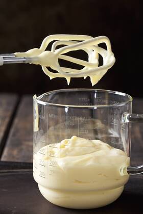 Preparing custard with electric whisk  CSF28583